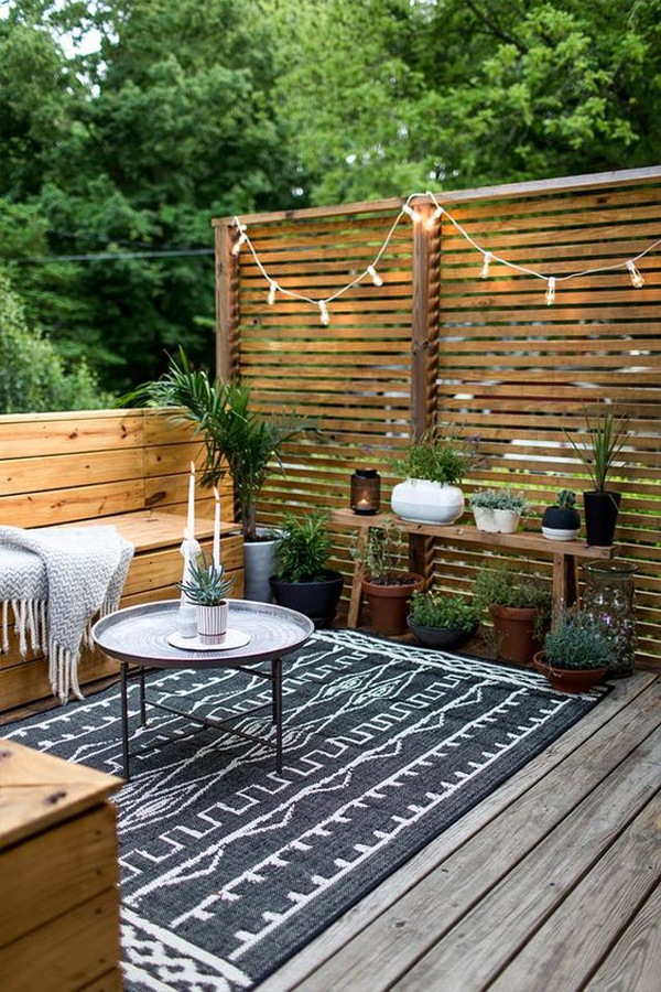 bohemian-outdoor-patio-deck-with-plants