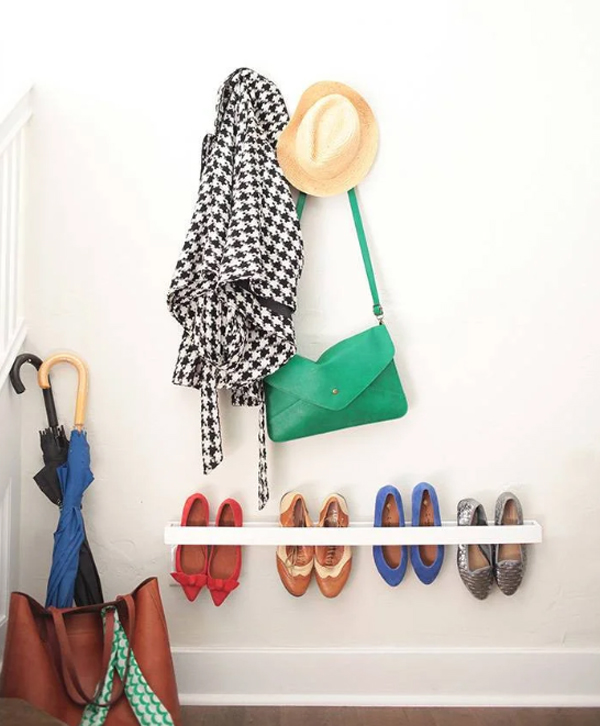 band-shoe-rack-in-line