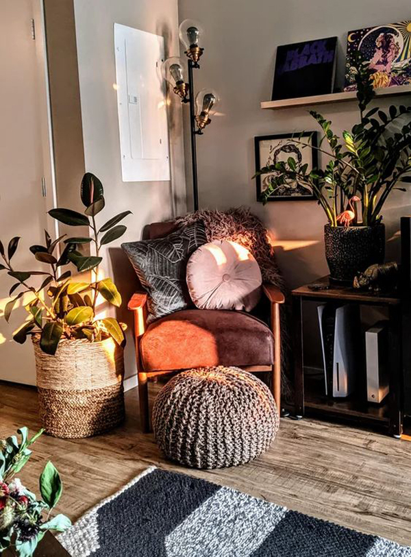 cozy-bohemian-reading-nook-with-industrial-style