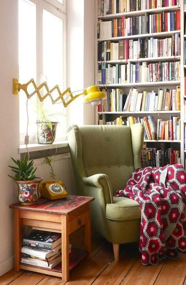 cozy-reading-nook-with-boho-chic-style
