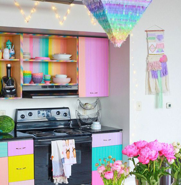 rainbow-kitchen-ideas-with-boho-accents