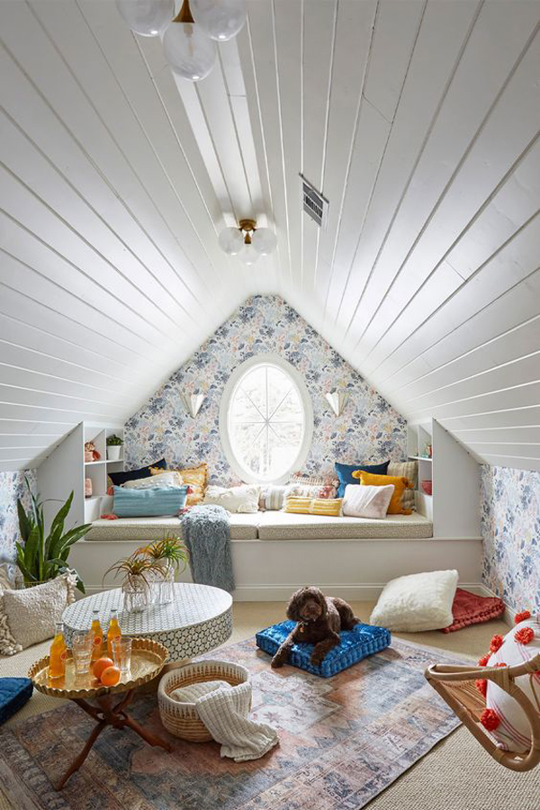 bohemian-attic-family-room-with-window-seat