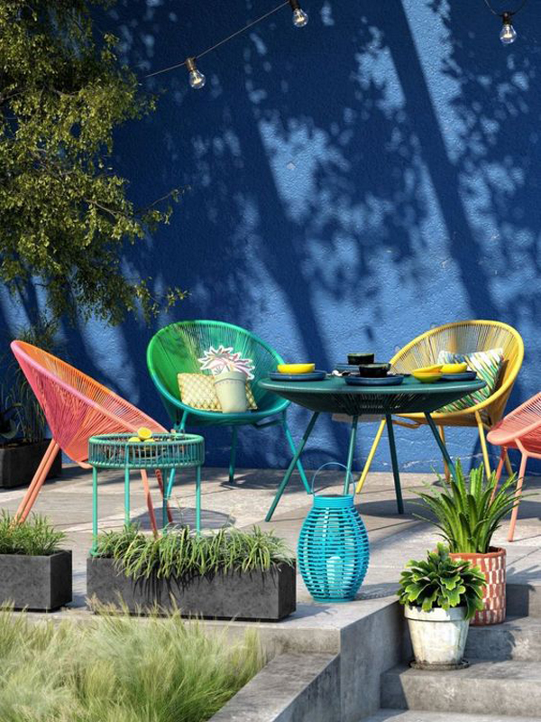 colorful-acapulco-chairs-for-outdoor-terrace