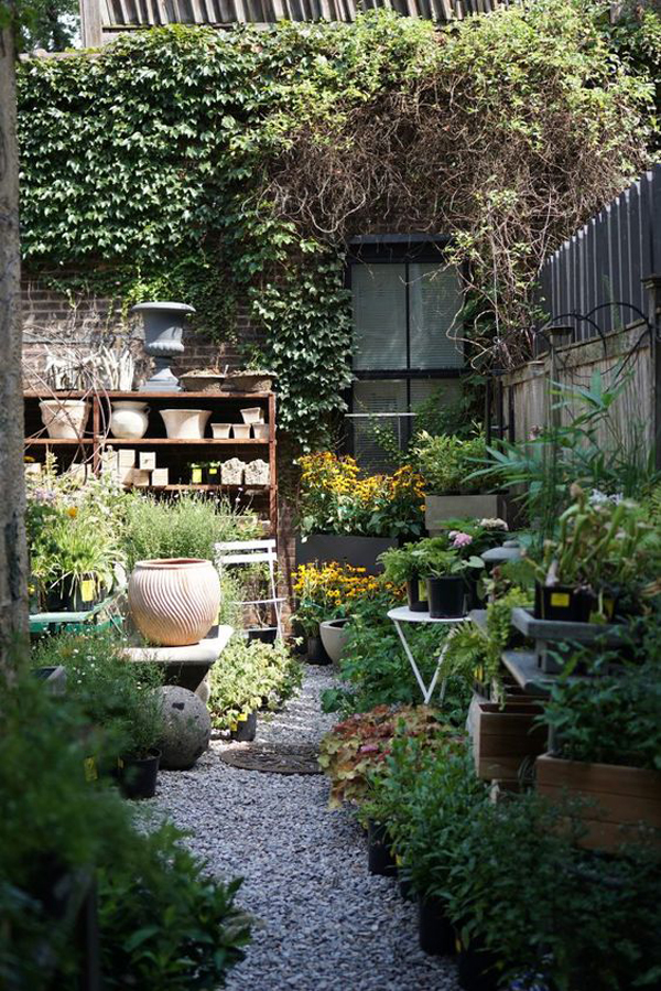 natural-backyard-ideas-with-smart-storage