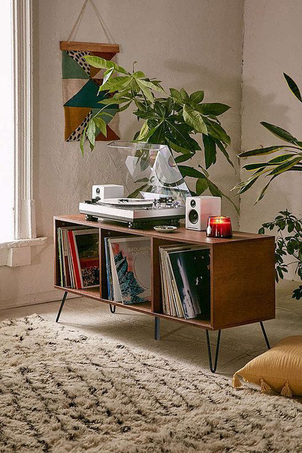 vintage-vinyl-record-display-cabinet-with-houseplant-decor