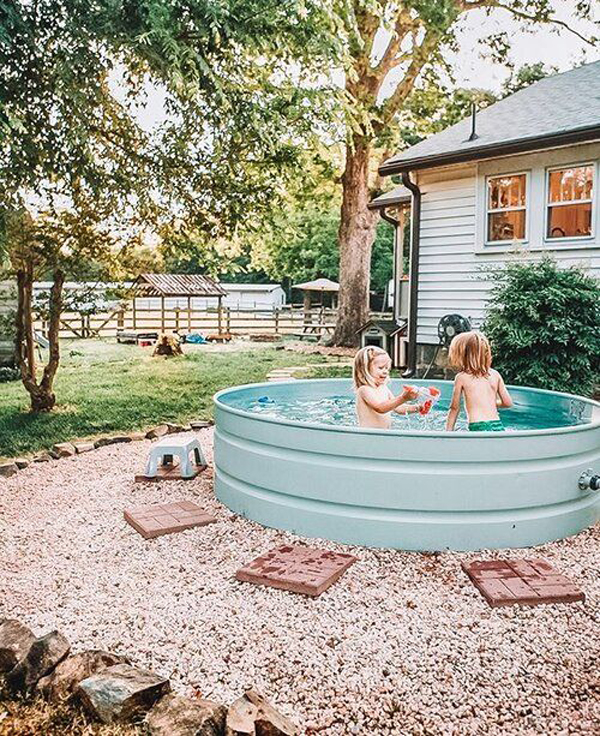 fun-diy-stock-tank-pool-for-kids