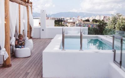 small-mediterranean-rooftop-pool-ideas
