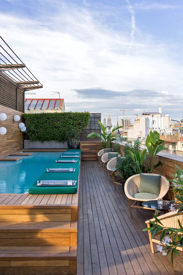 small-rooftop-pools-and-spas-for-relaxing