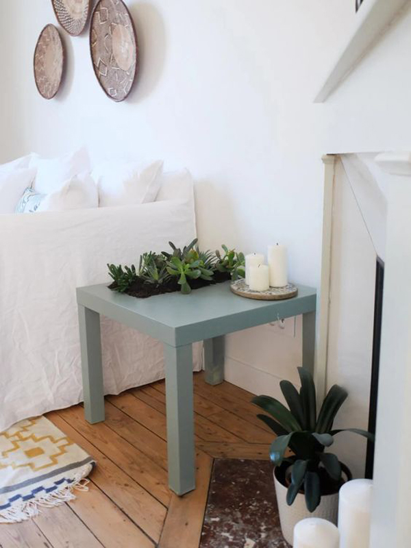 aesthetic-ikea-lack-table-with-grey-color-and-candle-stand