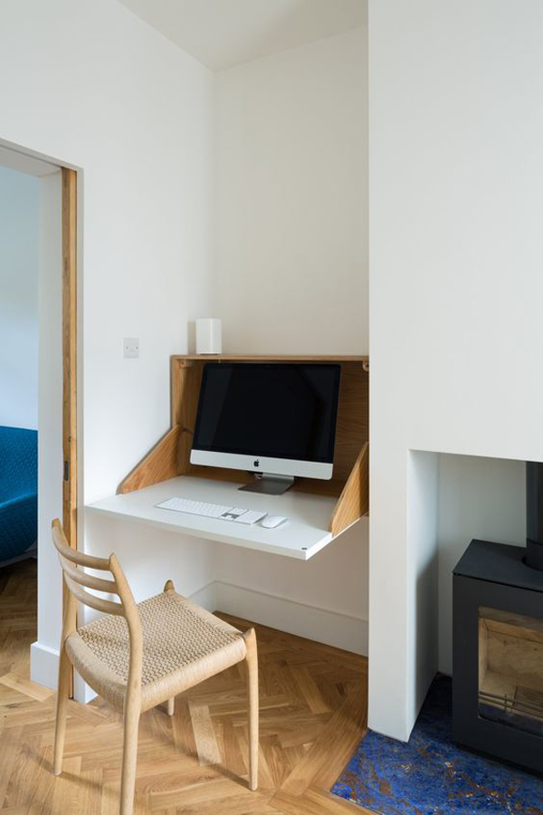 corner-folding-desk-design-for-tiny-space