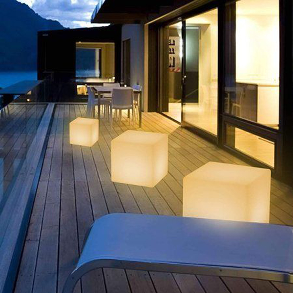 cube-led-lighting-ideas-for-outdoor