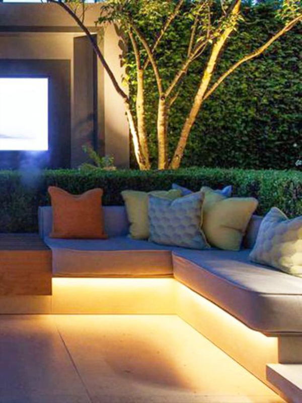 led-garden-strip-light-for-outdoor-living-space