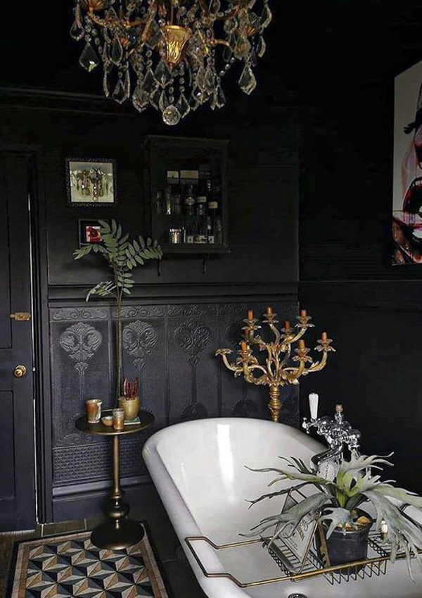 moody-gothic-bathroom-style