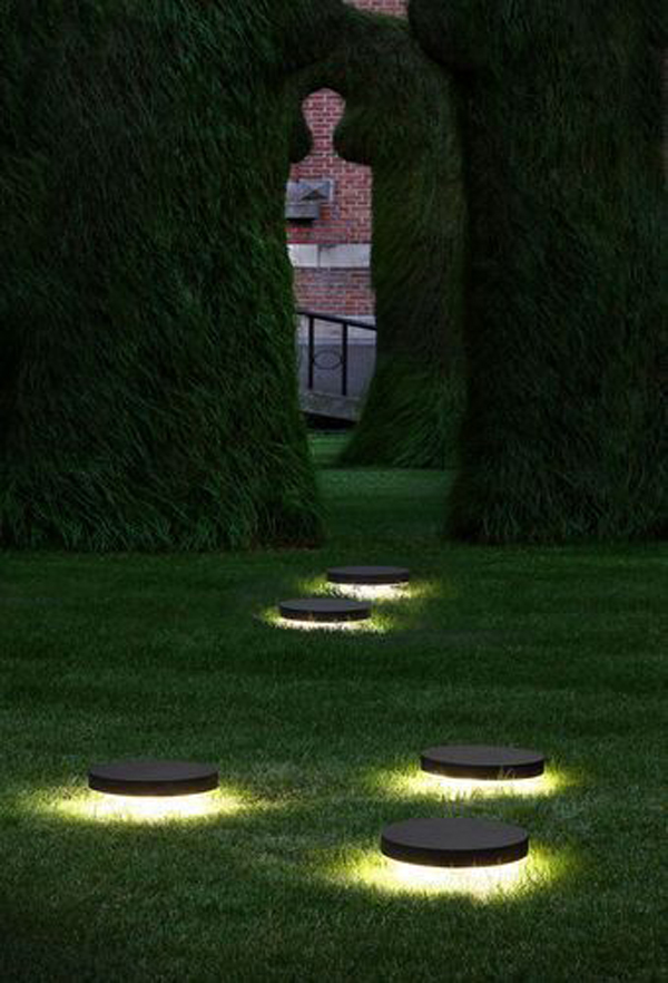 outdoor-led-pathway-ideas