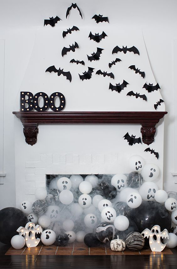 diy-balloon-ghost-halloween-ideas-with-fireplace