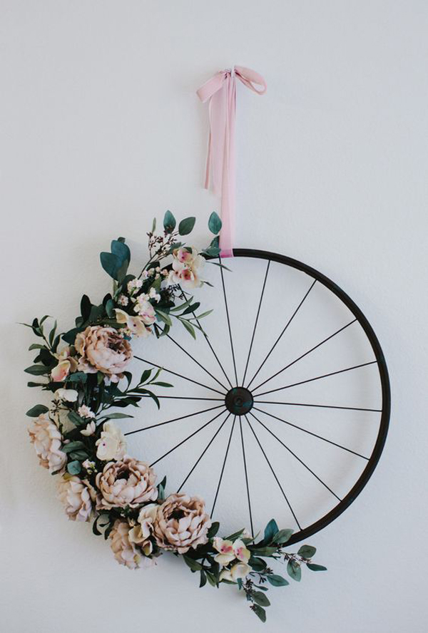 diy-bicycle-wheel-floral-garland