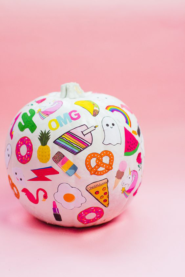 diy-pin-pumpkin-painted-with-tatto-style