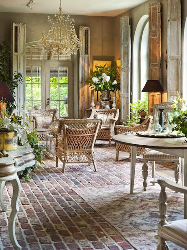 french-country-style-living-room-with-rattan-furniture