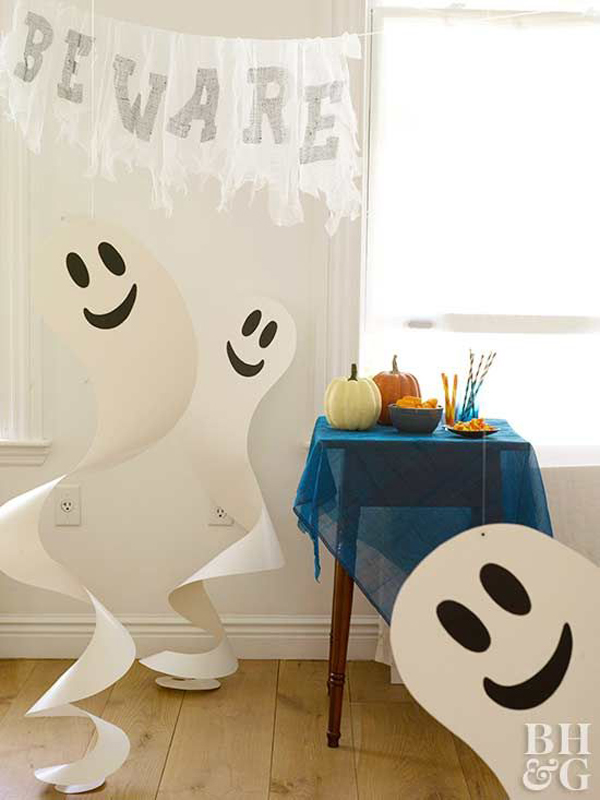 indoor-ghost-halloween-made-from-papper
