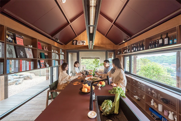 indoor-outdoor-korean-kitchen-and-dining-areas