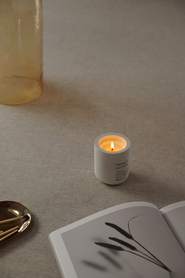 minimalist-candle-decor-for-relaxing