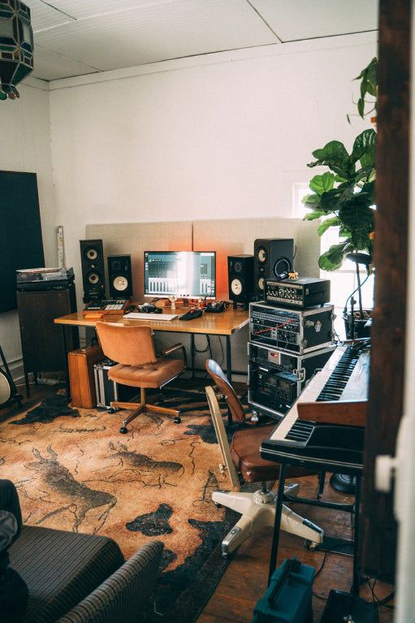 small-music-studio-design-for-recording