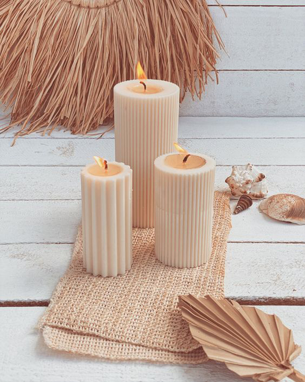 small-pillar-candle-with-ocena-vibe