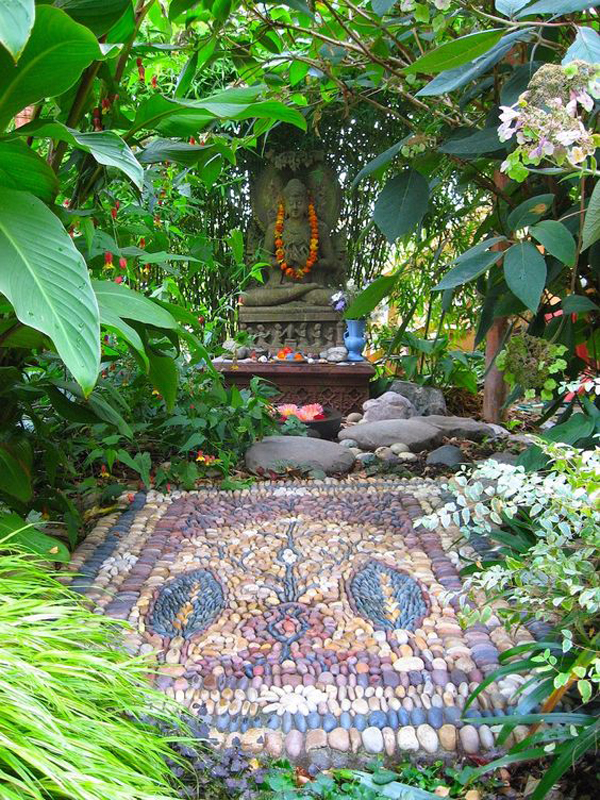 stone-meditation-area-with-zen-element