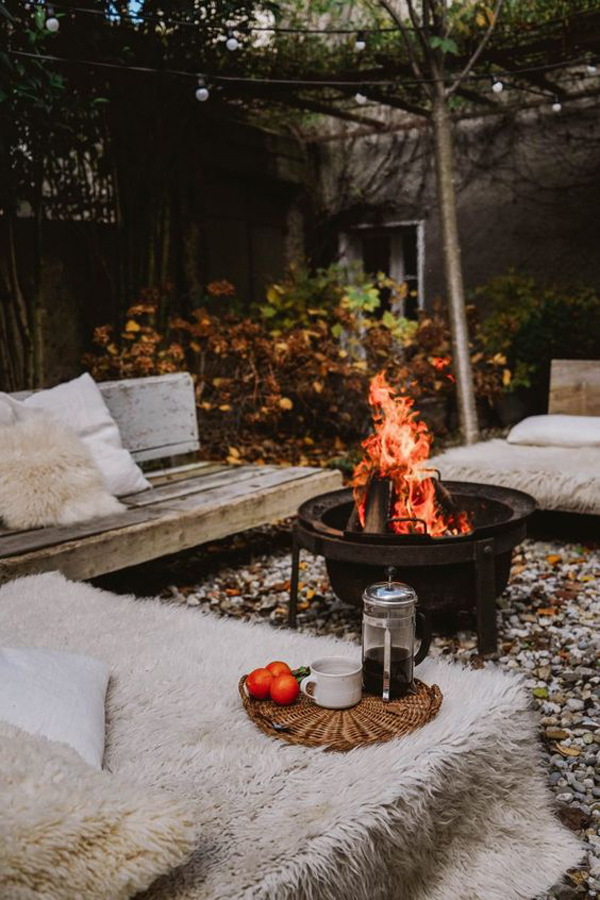 cozy-backyard-living-space-with-firepits