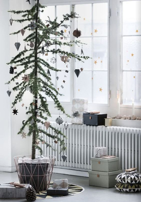 wire-basket-christmas-tree-pots