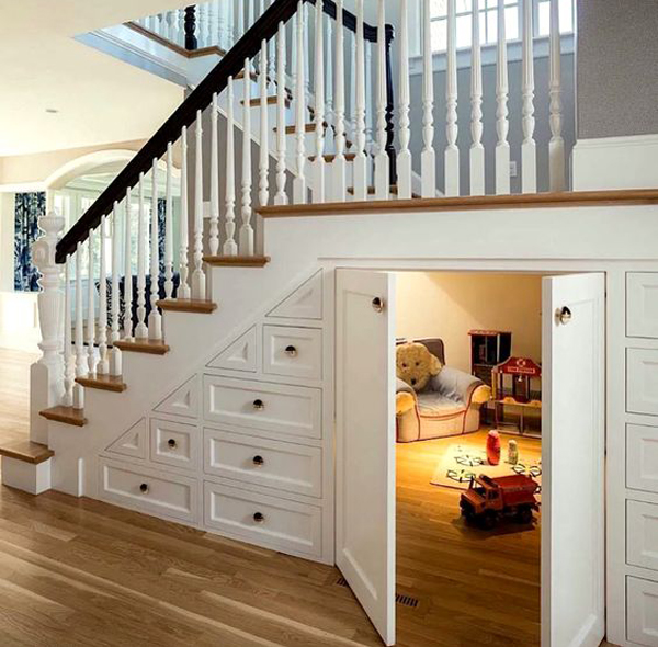 hidden-playroom-and-storage-ideas-in-under-stairs