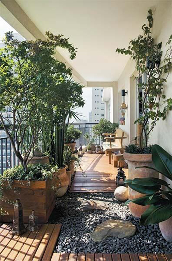 japanese-apartment-balcony-garden
