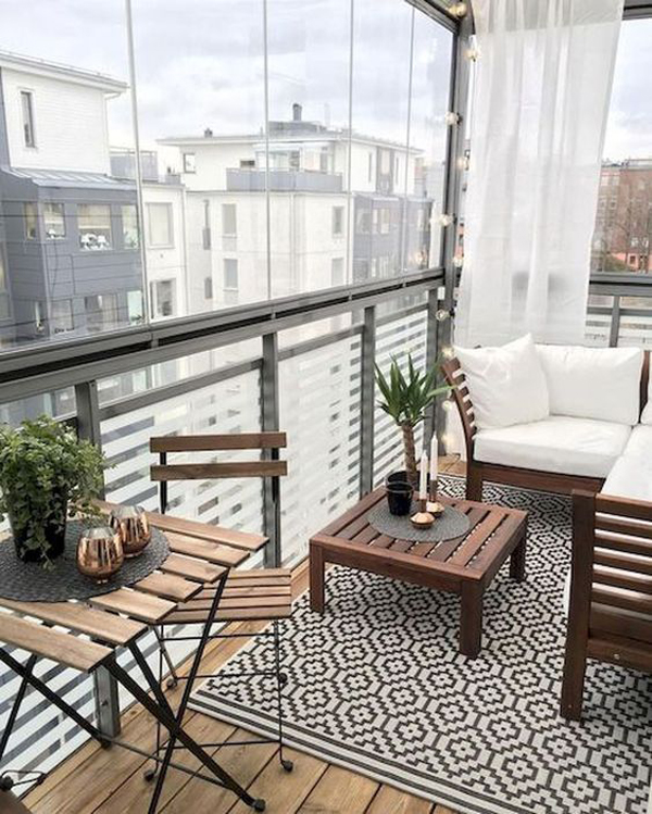 rainy-day-balconies-with-curtains