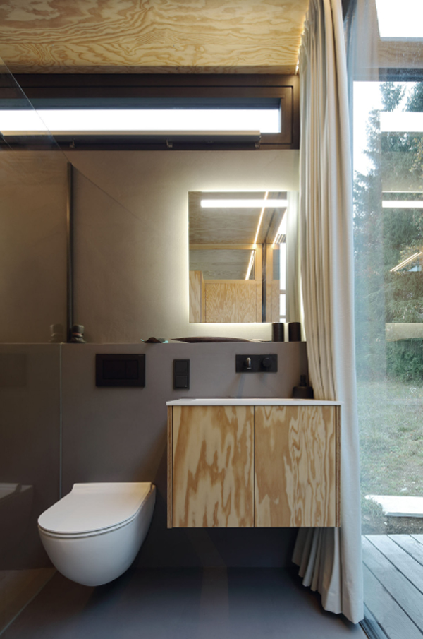 small-and-modern-bathroom-for-container-house