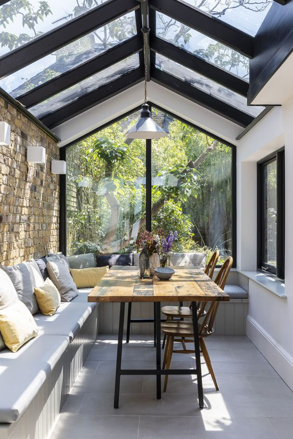 bright-and-small-conservatory-room-ideas