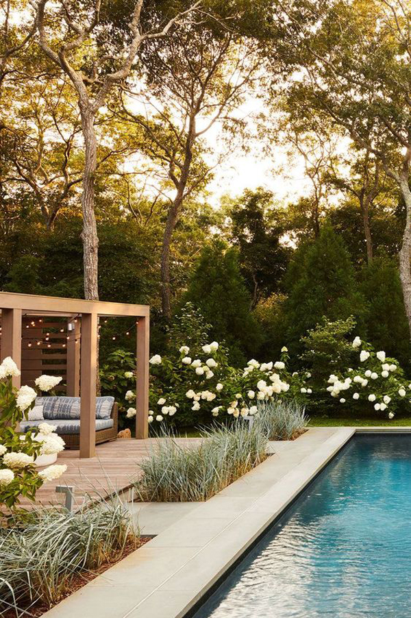 elegante-exterior-patio-piscina-jardin-decoracion