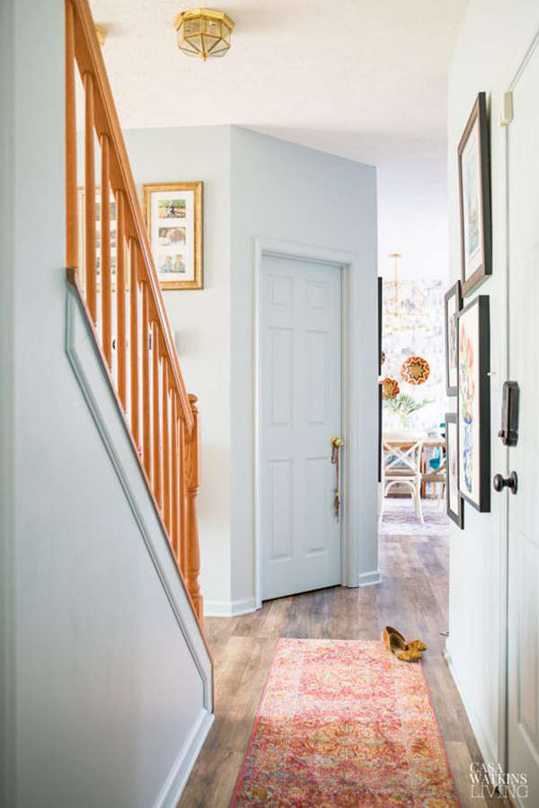 easy-diy-entryway-decor-with-blue-pastel-color