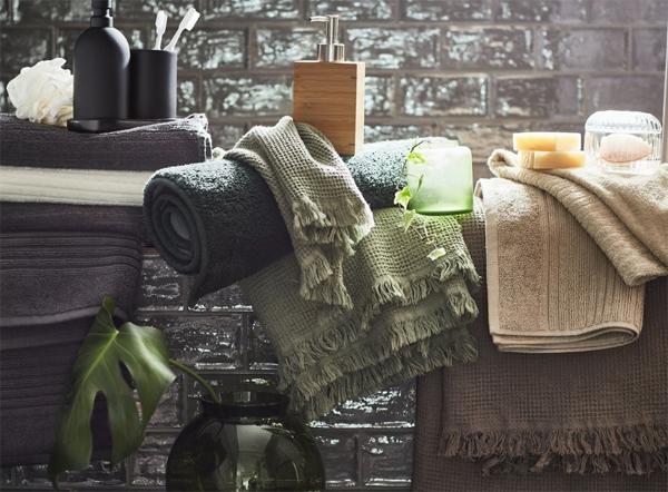 How To Make Coziest Bathroom With Textiles