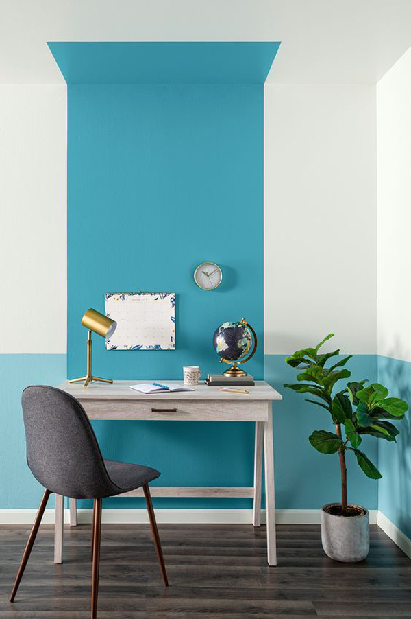 blue-color-block-for-wal-and-ceiling-office
