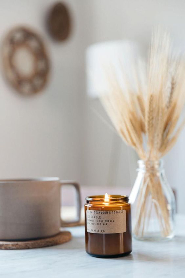 cozy-indoor-candles-for-fall