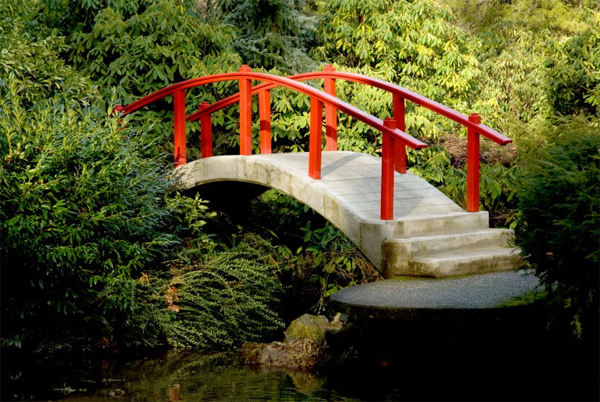 red-bridge-garden-landscaping-ideas
