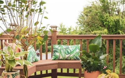 boho-chic-small-deck-decorating-for-summer