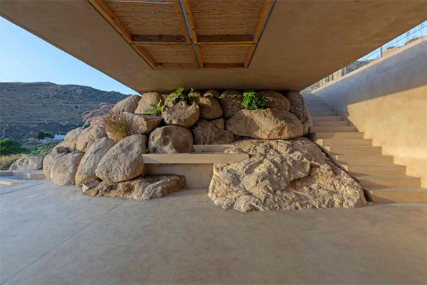 rocky-inspired-homa-architecture