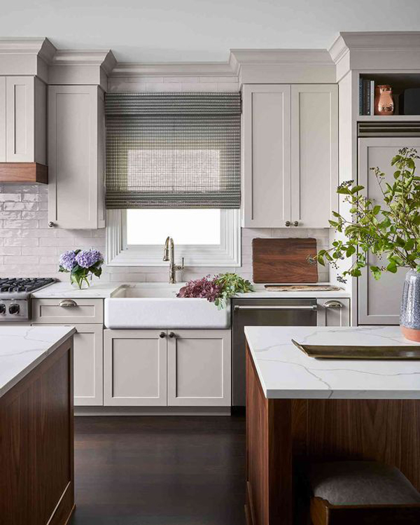 https://homemydesign.com/wp-content/uploads/2023/08/cream-colored-kitchen-cabinet-with-open-window.jpg
