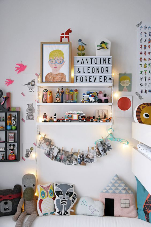 kids-room-organizer-with-string-light-decor