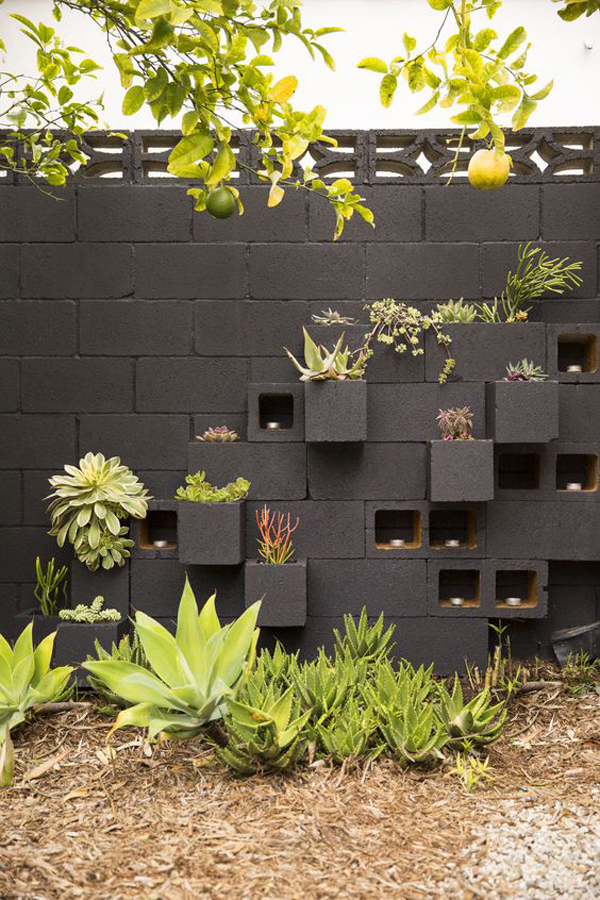 modern-cinder-block-garden-fence