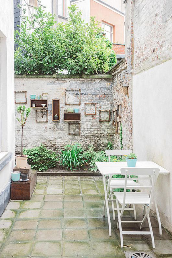 outdoor-vintage-wall-art-decor