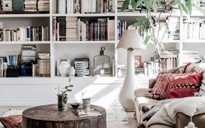 scandinavian-living-space-with-bookshelf-walls