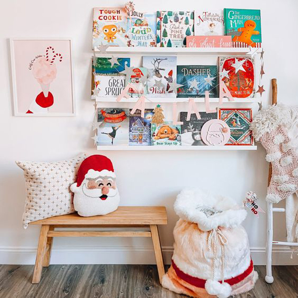 easy-diy-christmas-reading-nook-with-benches