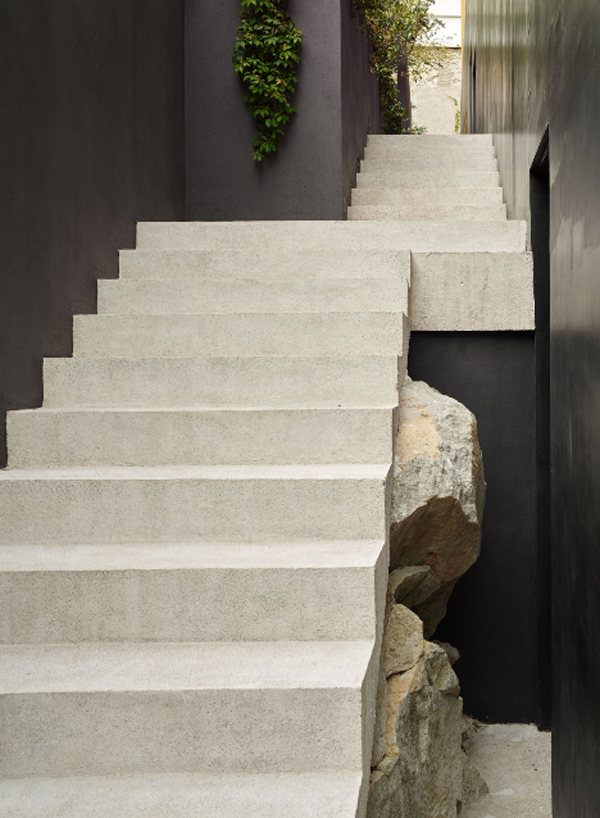 outdoor-concrete-stairs-with-stone-ground